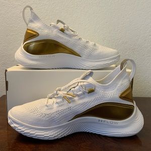 Gold/White Curry Flow 8 Basketball Shoes